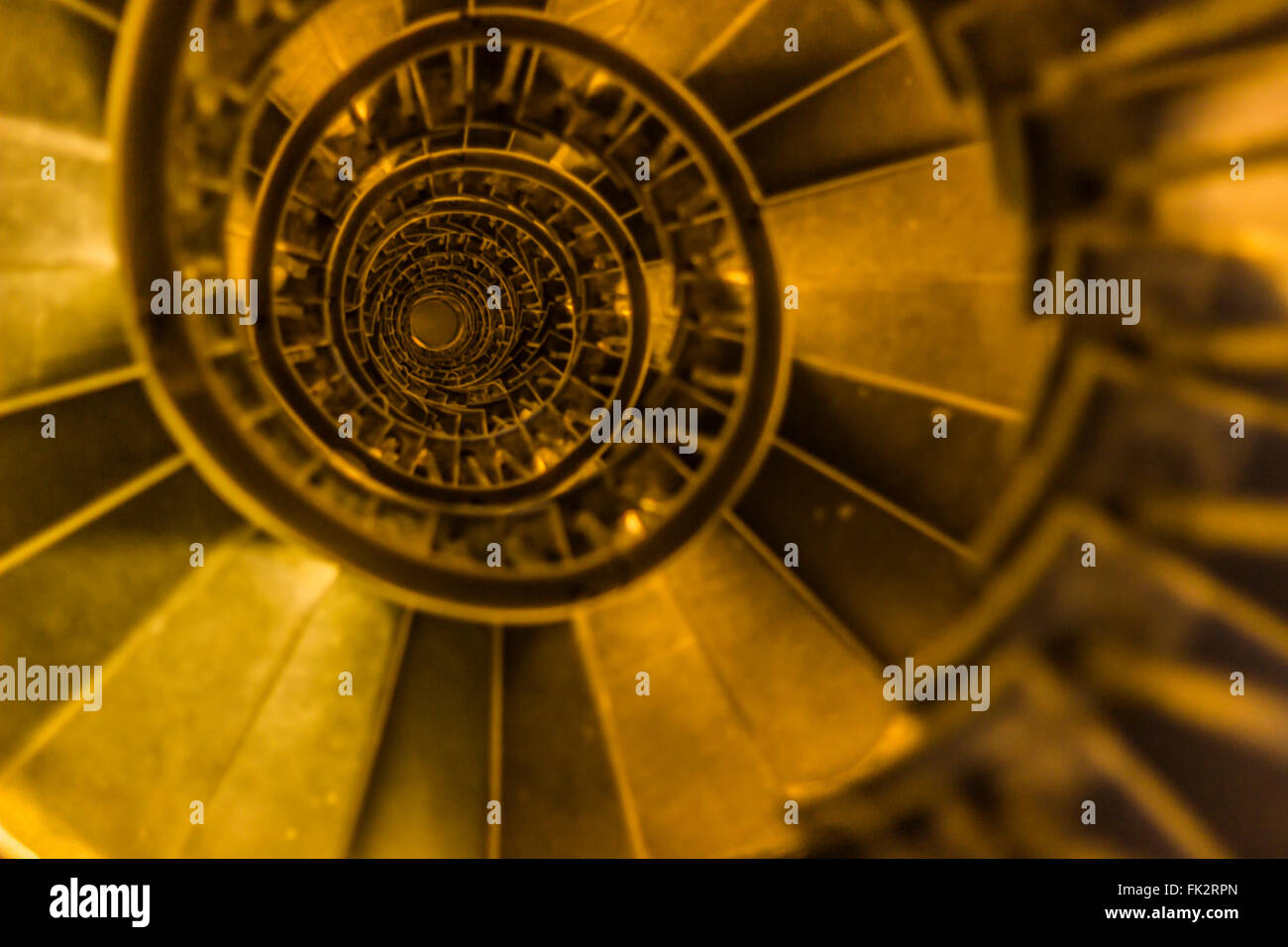 Scale all'interno del monumento al Grande Incendio di Londra Foto Stock