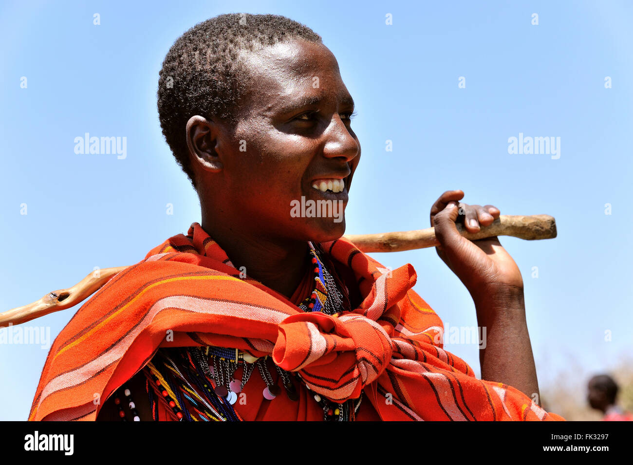 Giovani Massai, villaggio Masai Mara Foto Stock