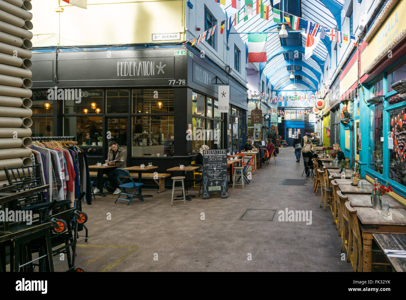 Federazione coffee shop in Brixton Village market, a sud di Londra. Foto Stock