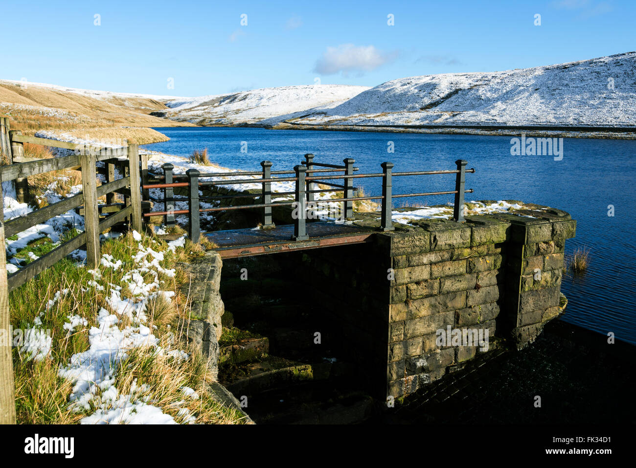 Readycon Dean serbatoio e Denshaw Moor, vicino Denshaw, Littleborough, Greater Manchester, Regno Unito. Foto Stock