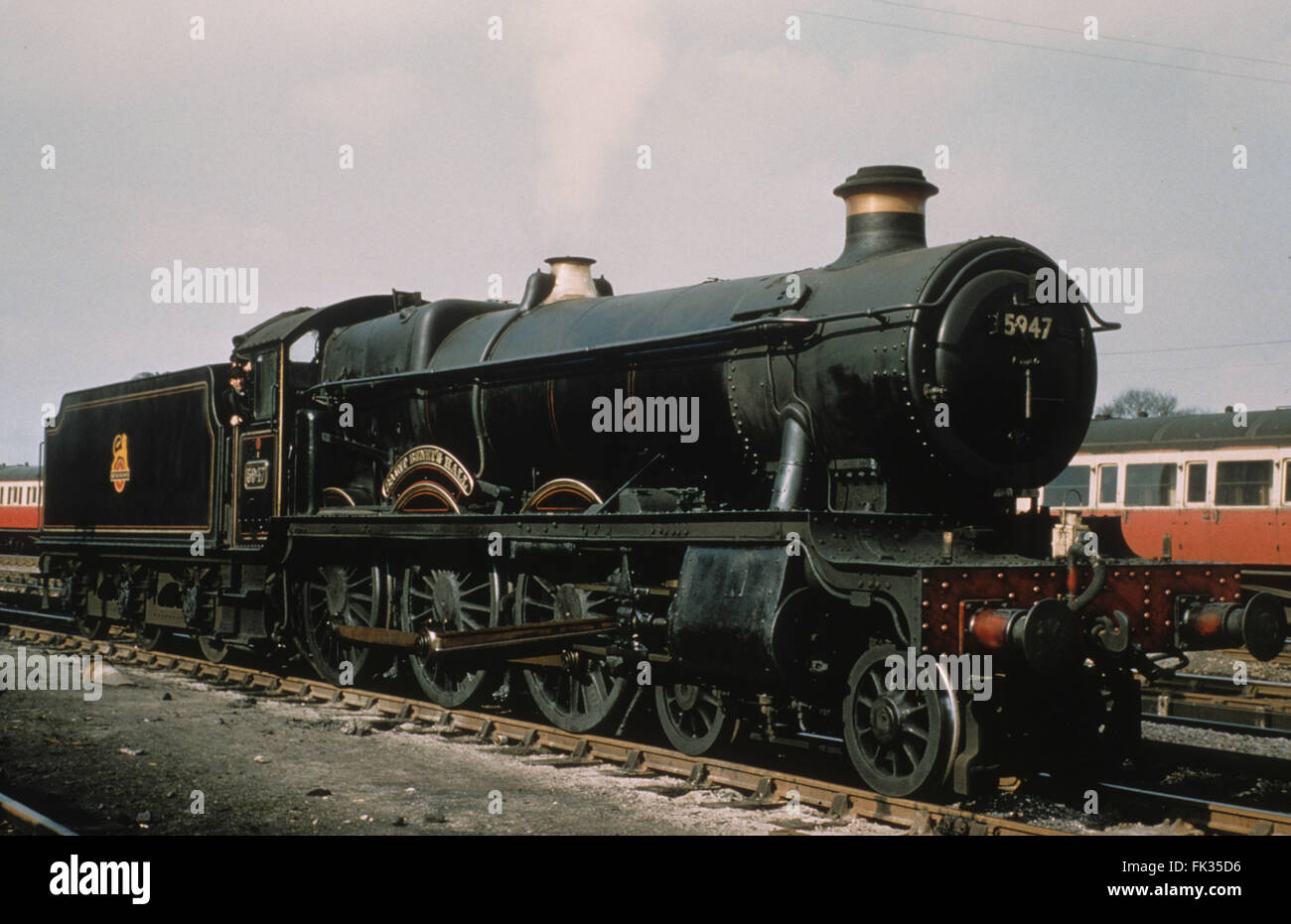 Locomotiva a vapore 5947 Saint Benet's Hall a Stafford Road, Wolverhampton Foto Stock