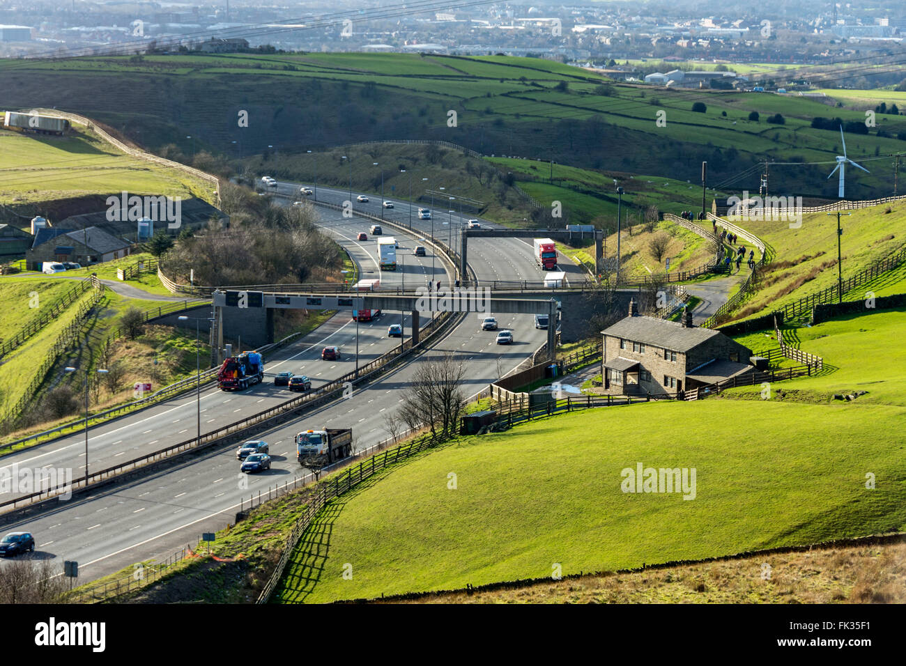 M62 trans-pennine autostrada da Longden fine Moor, vicino Littleborough, Greater Manchester, Regno Unito Foto Stock