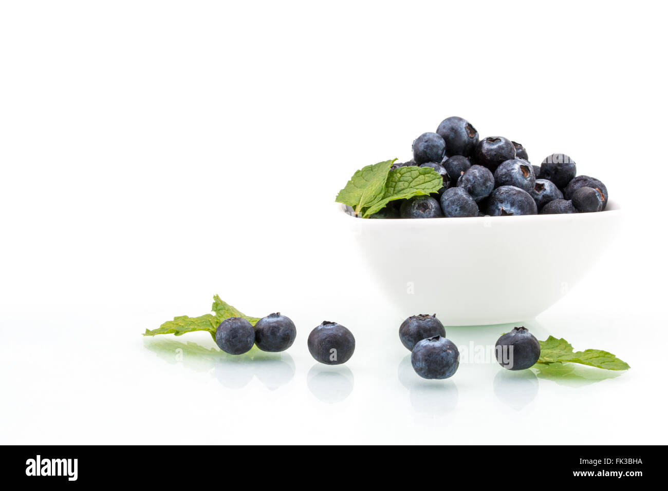Mirtillo con foglia, sani e naturali, dieta, menta, gruppo Foto Stock