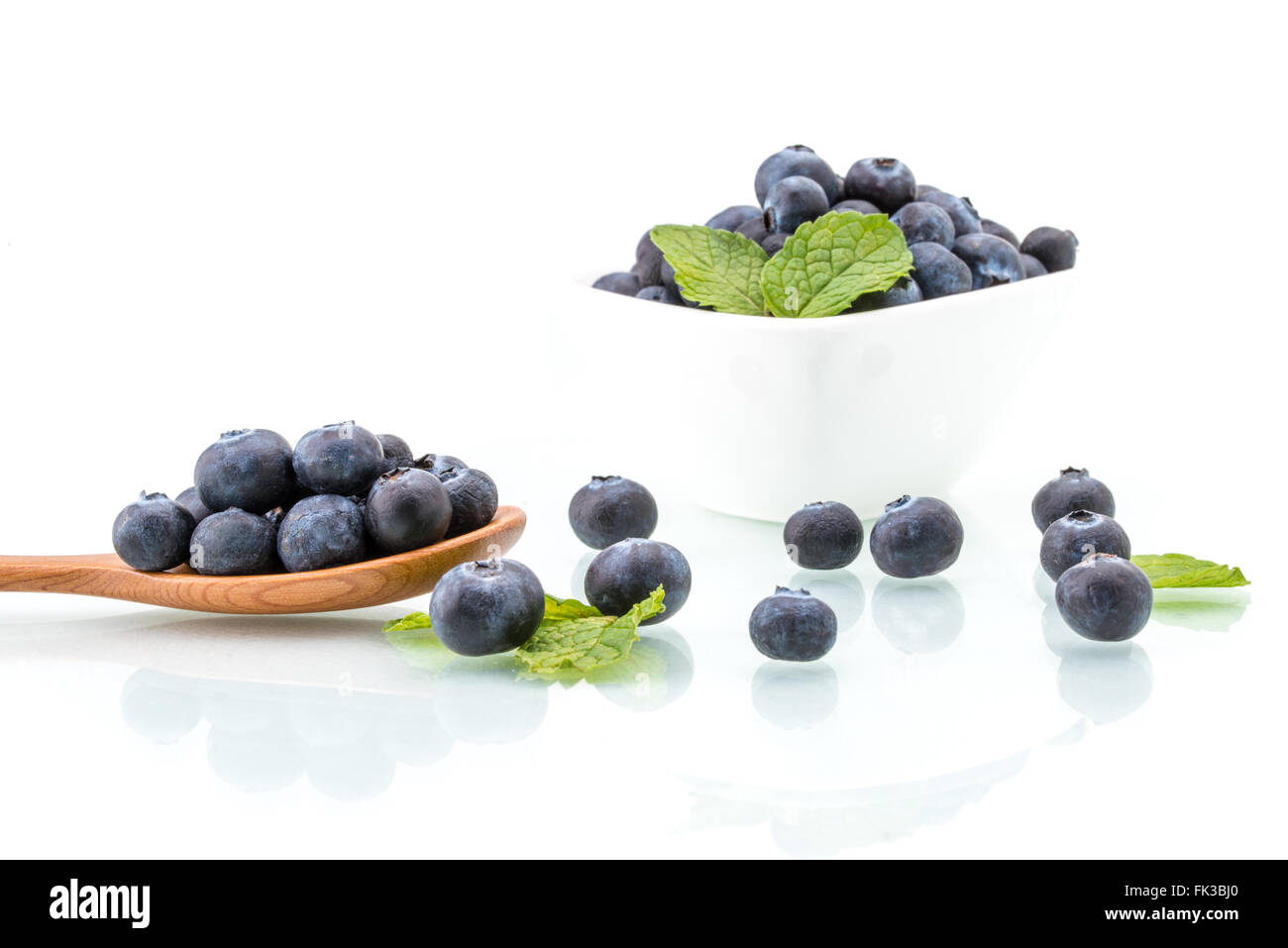 Mirtillo con foglia, sani e naturali, dieta, menta, gruppo Foto Stock