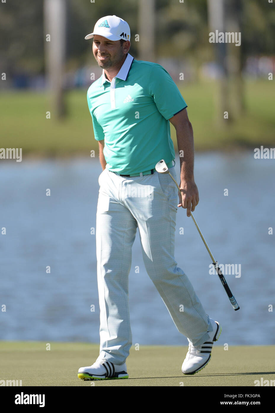 Doral, Florida, Stati Uniti d'America. 06 Mar, 2016. Sergio Garcia di Spagna il 8 verde durante il round finale del mondo Golf Championships-Cadillac campionati - round finale al Trump National Doral in Doral, FL Credito: Azione Sport Plus/Alamy Live News Foto Stock