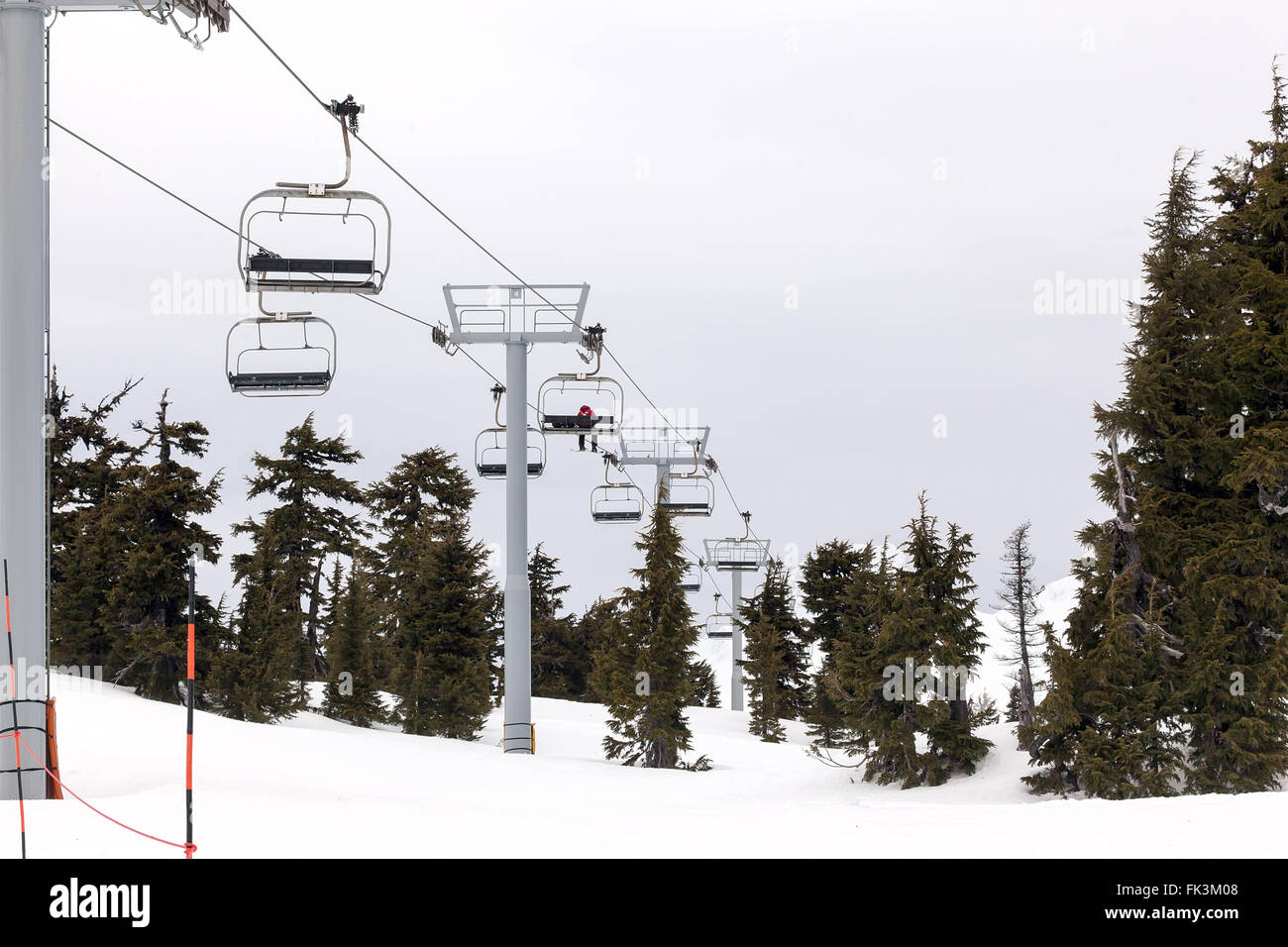 Impianti di risalita a monte Cofano Ski Resort nel governo Camp Oregon durante la stagione sciistica invernale Foto Stock