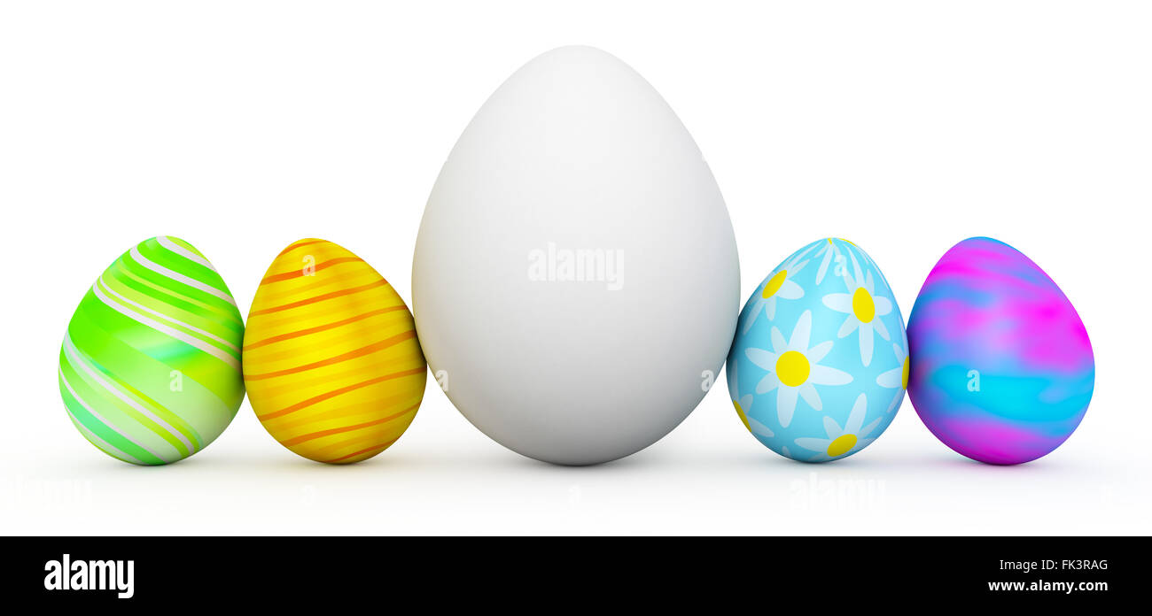 La linea di colorate uova di pasqua con grande uovo bianco Foto Stock