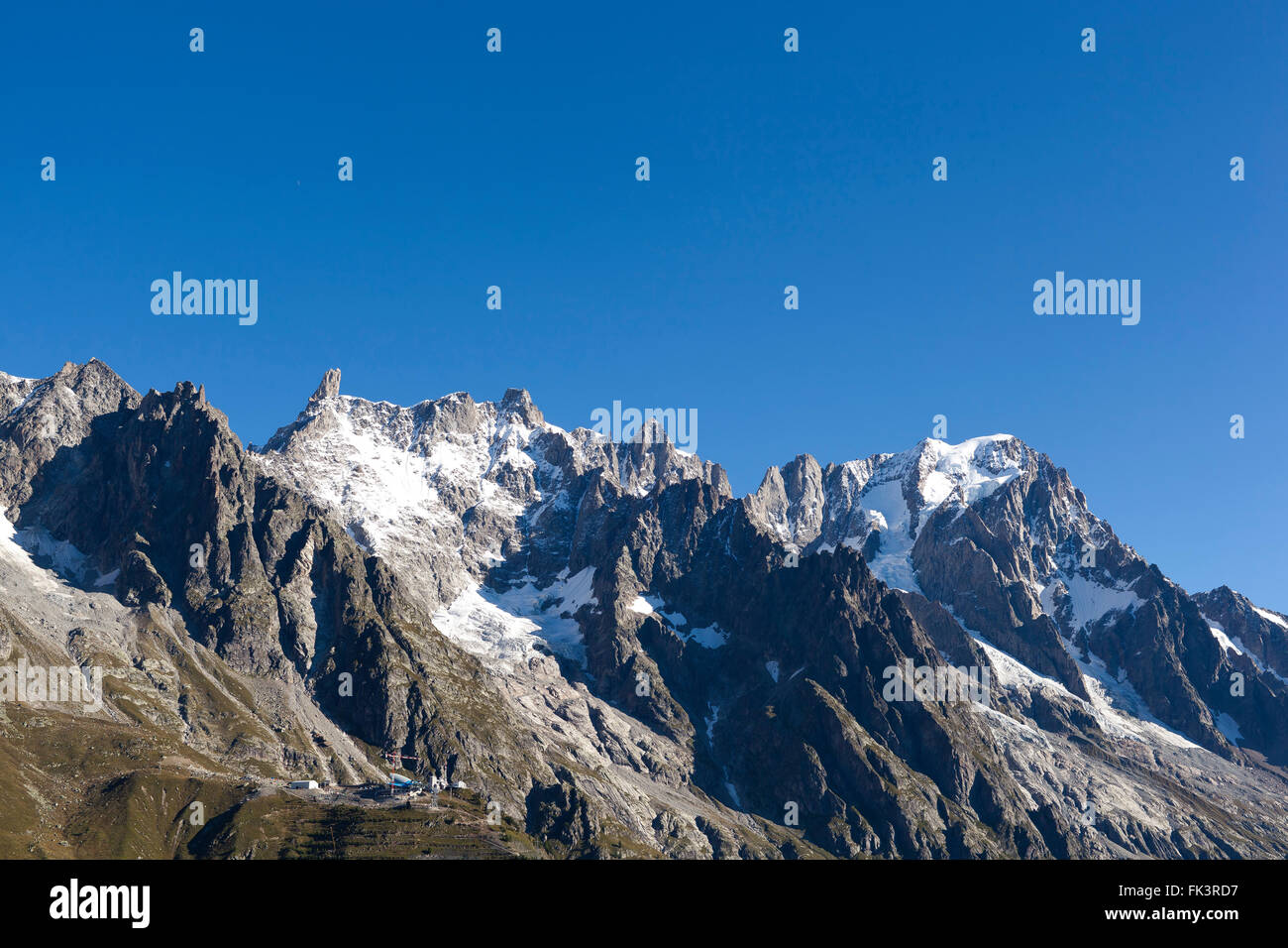 COURMAYEUR/Italia. VALLED AOSTA: massiccio del il Dente del Gigante. Tops. Ghiacciai. Foto Stock