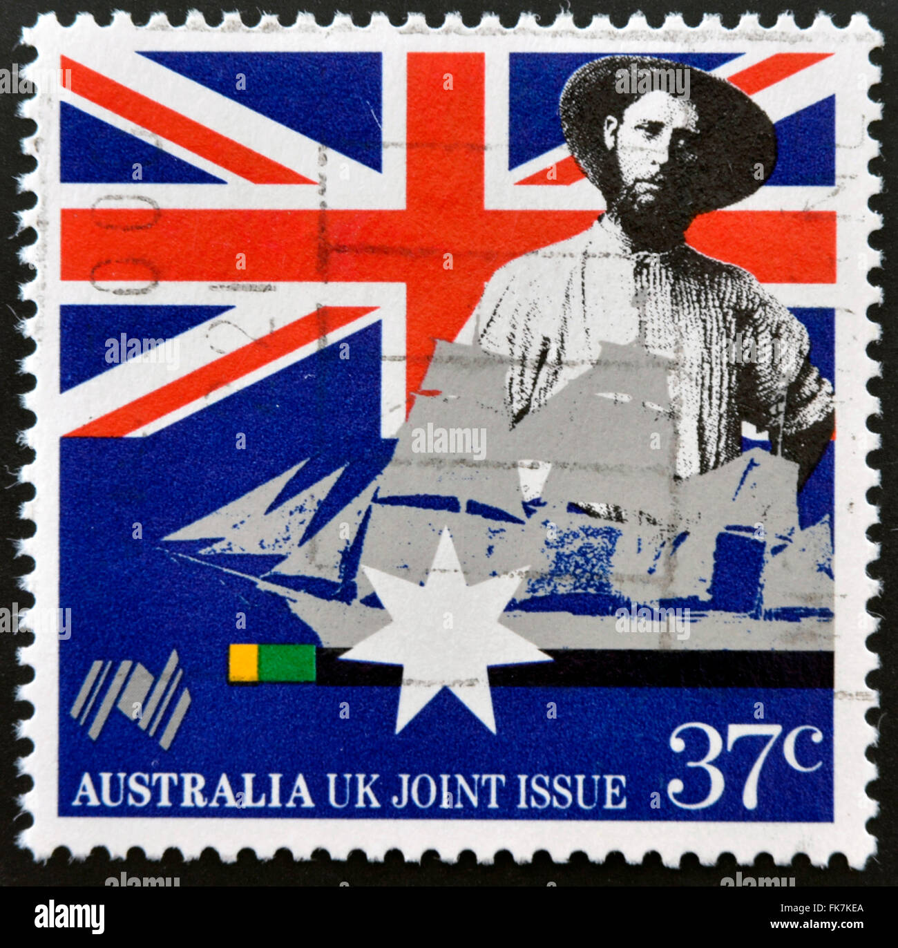 AUSTRALIA - circa 1988: un timbro stampato in Australia mostra colono australiano, la prima nave della flotta, Australia bicentenario Foto Stock