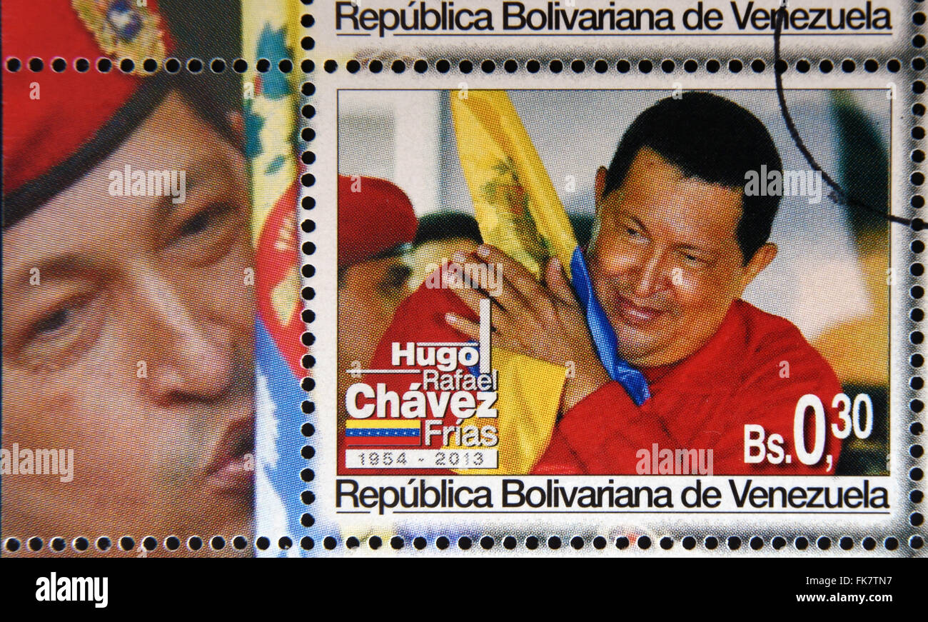 Repubblica bolivariana del Venezuela - circa 2013: un timbro stampato in Venezuela mostra Hugo Rafael Chavez (1954-2013), Presidente Foto Stock