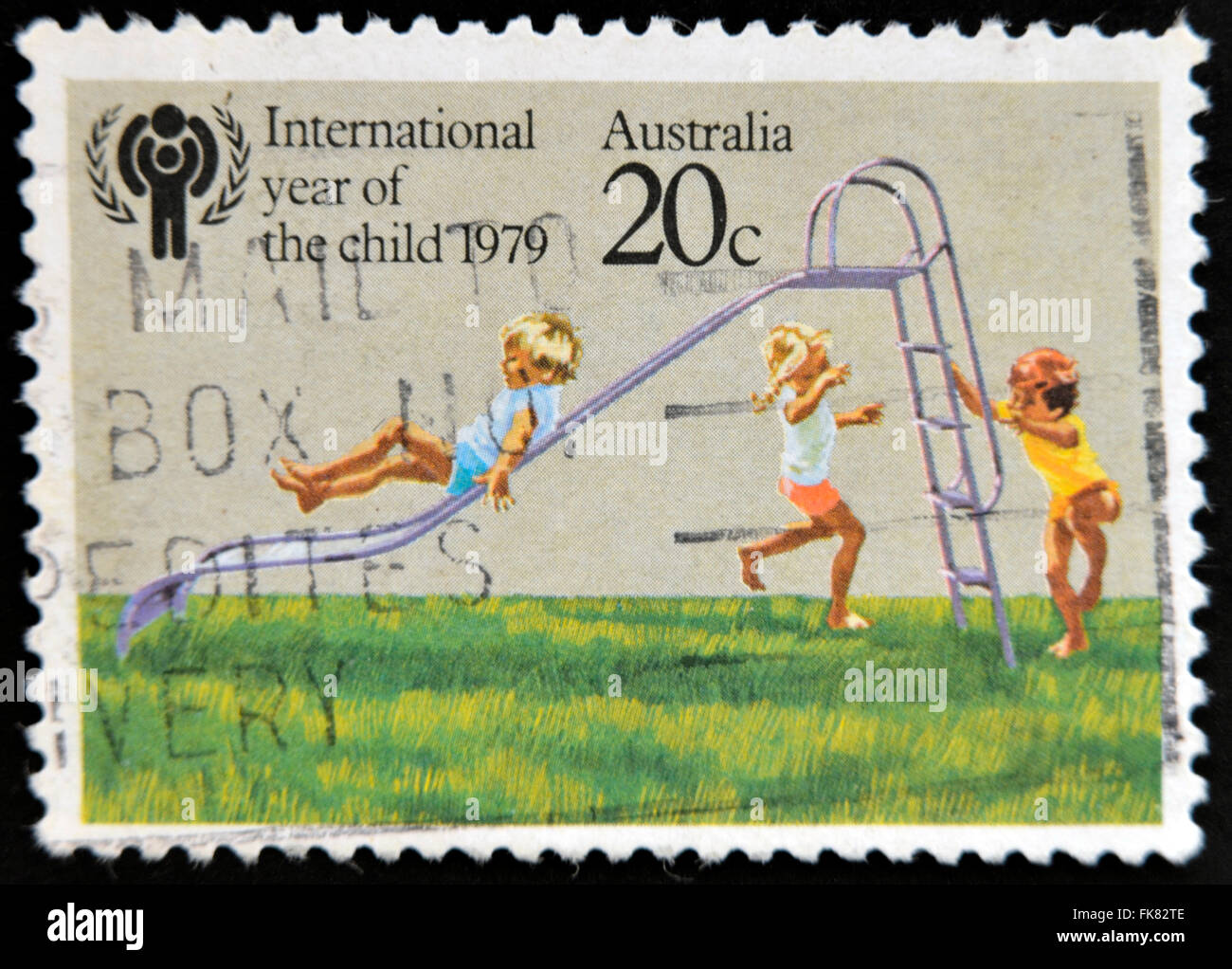 AUSTRALIA - circa 1979: un timbro stampato in Australia dedicato per l Anno Internazionale del Fanciullo mostra dei bambini che giocano su Foto Stock
