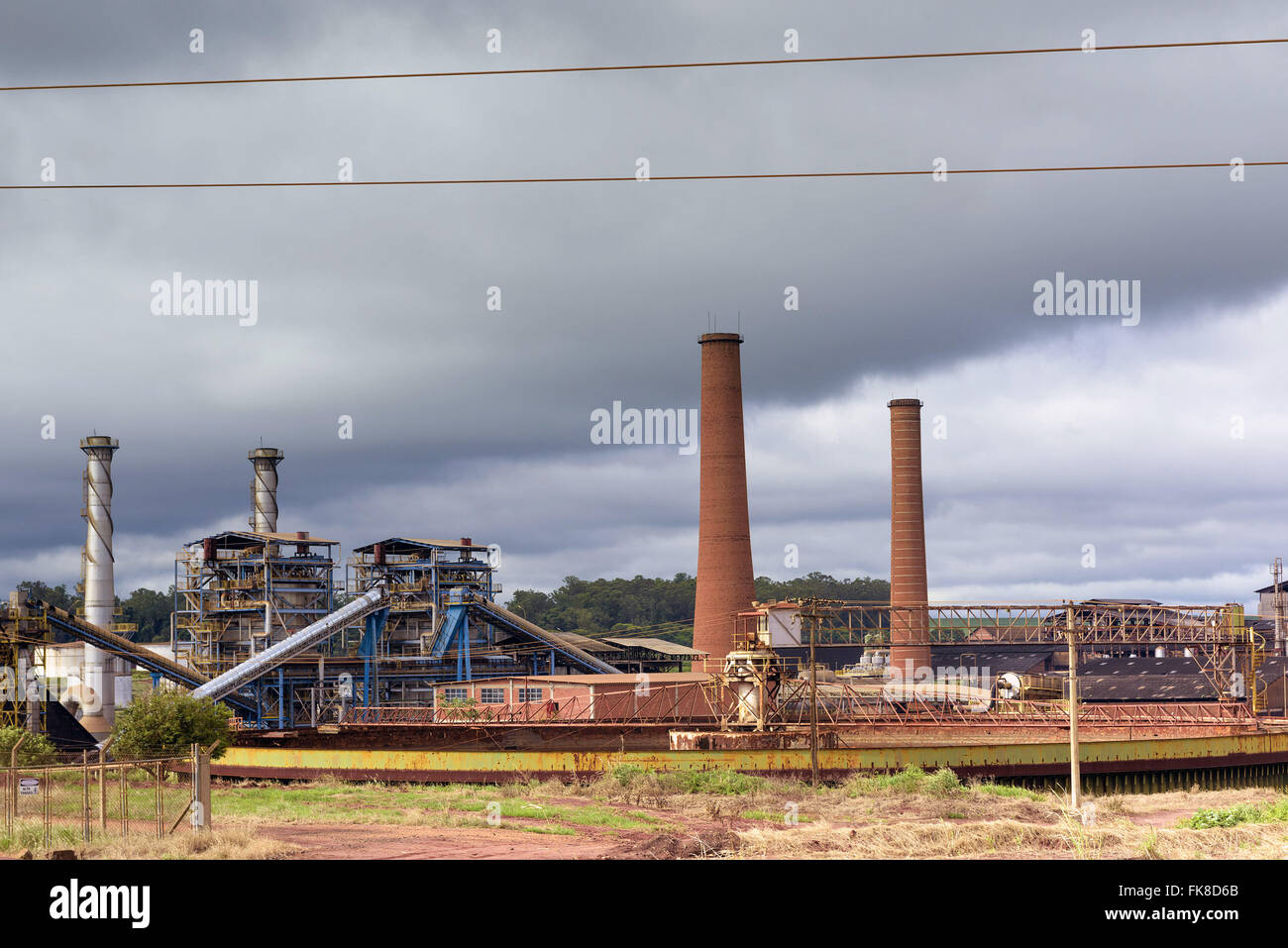 Impianto di etanolo in campagna Foto Stock