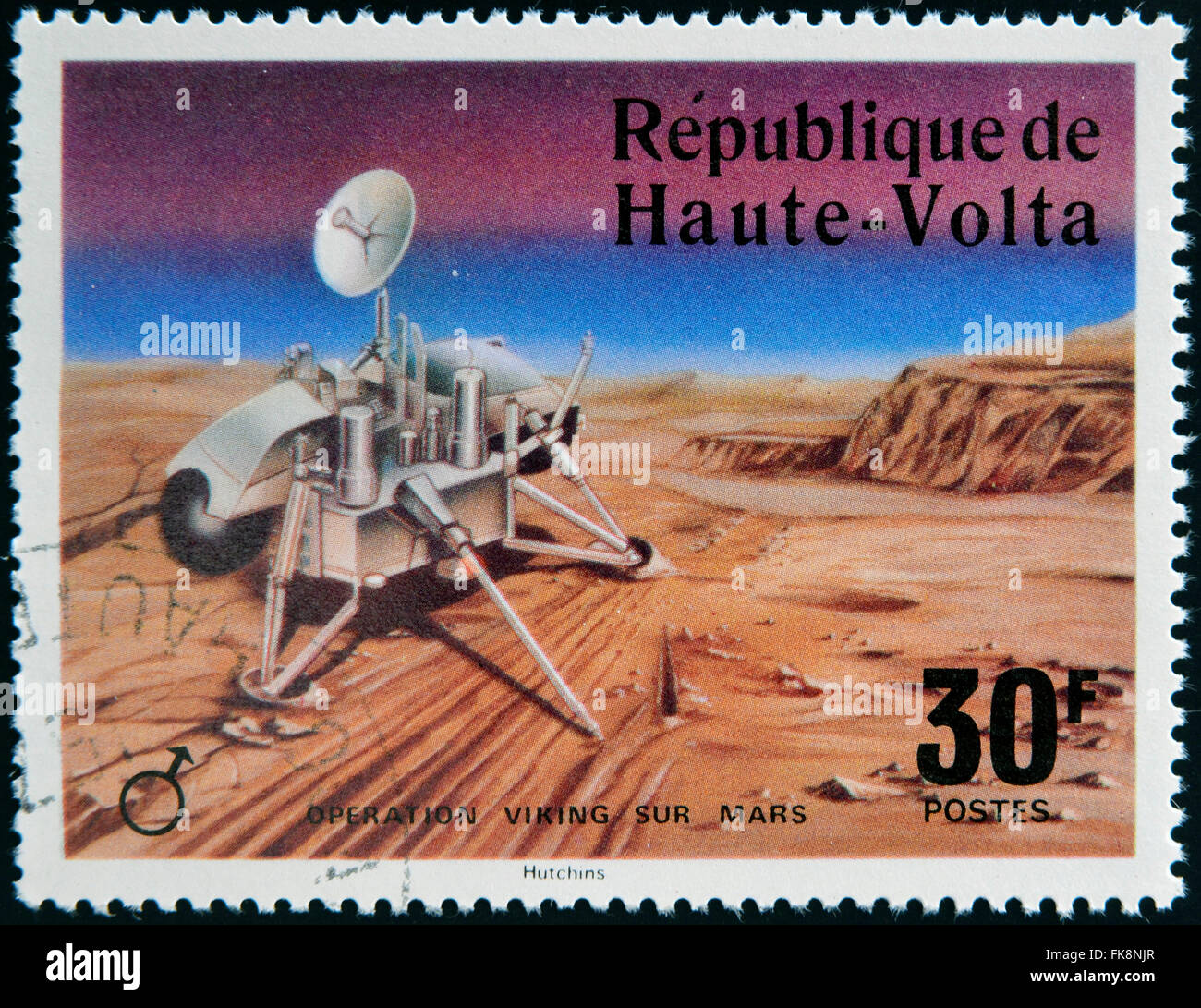 Alto Volta - circa 1976: un timbro stampato in Alto Volta dedicata al funzionamento Viking Sur Mars, circa 1975. Foto Stock