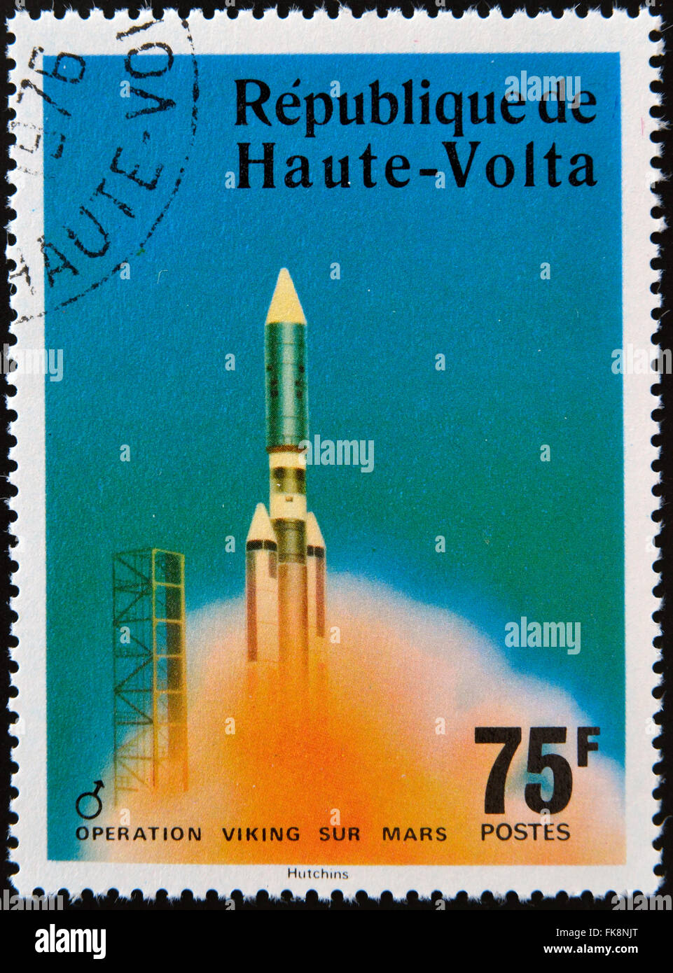 Alto Volta - circa 1976: un timbro stampato in Alto Volta dedicata al funzionamento Viking Sur Mars, circa 1975. Foto Stock