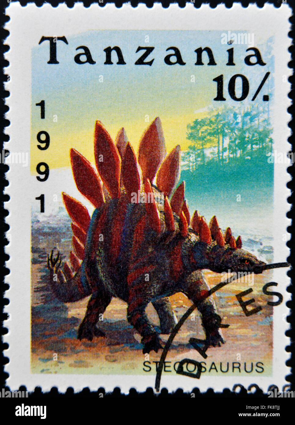 TANZANIA - circa 1991: un timbro stampato in Tanzania mostra dinosauro Stegosaurus, circa 1991 Foto Stock
