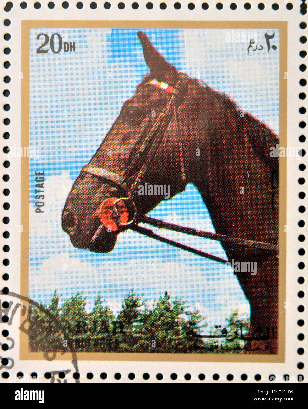Emirato di Sharjah - circa 1972: francobolli stampati in Emirato di Sharjah mostra immagine del cavallo (Equus caballus ferus) Foto Stock