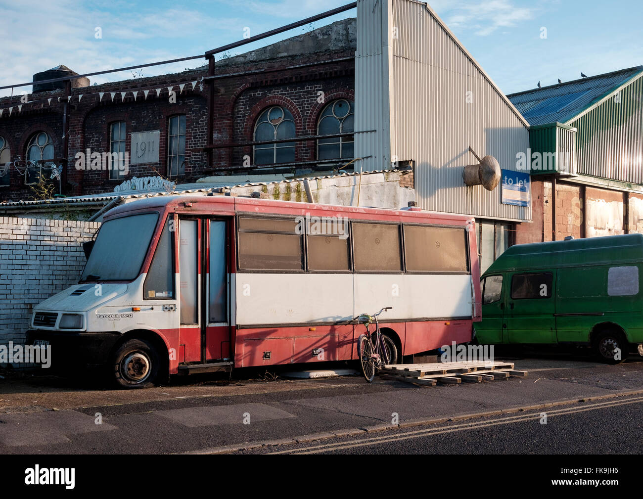 Su Phoenix Industrial Estate Lewes, East Sussex su un gelido mattino Foto Stock
