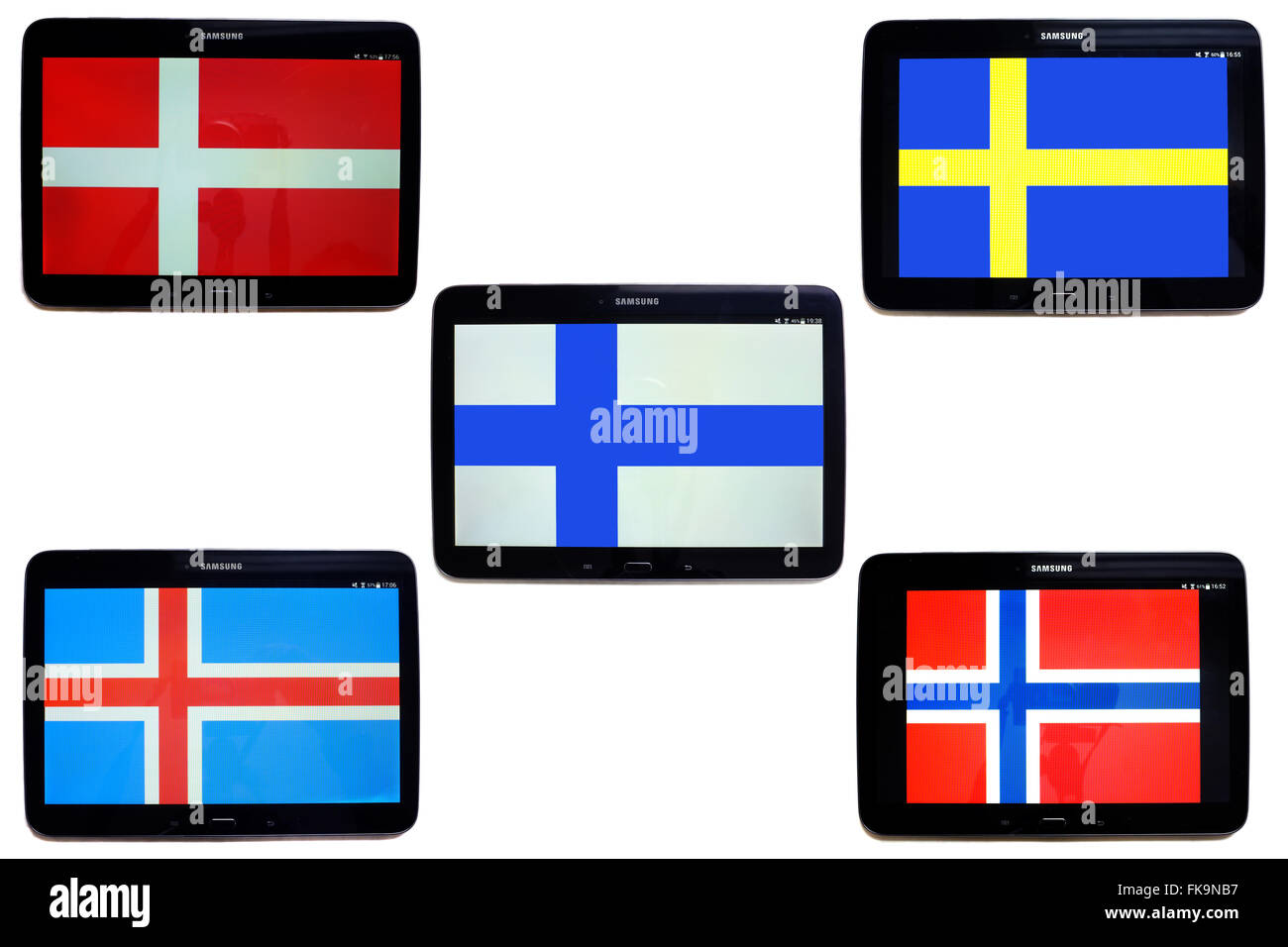 Il flag scandinavi di Danimarca, Svezia e Finlandia, l'Islanda e la Norvegia su schermi tablet contro uno sfondo bianco. Foto Stock