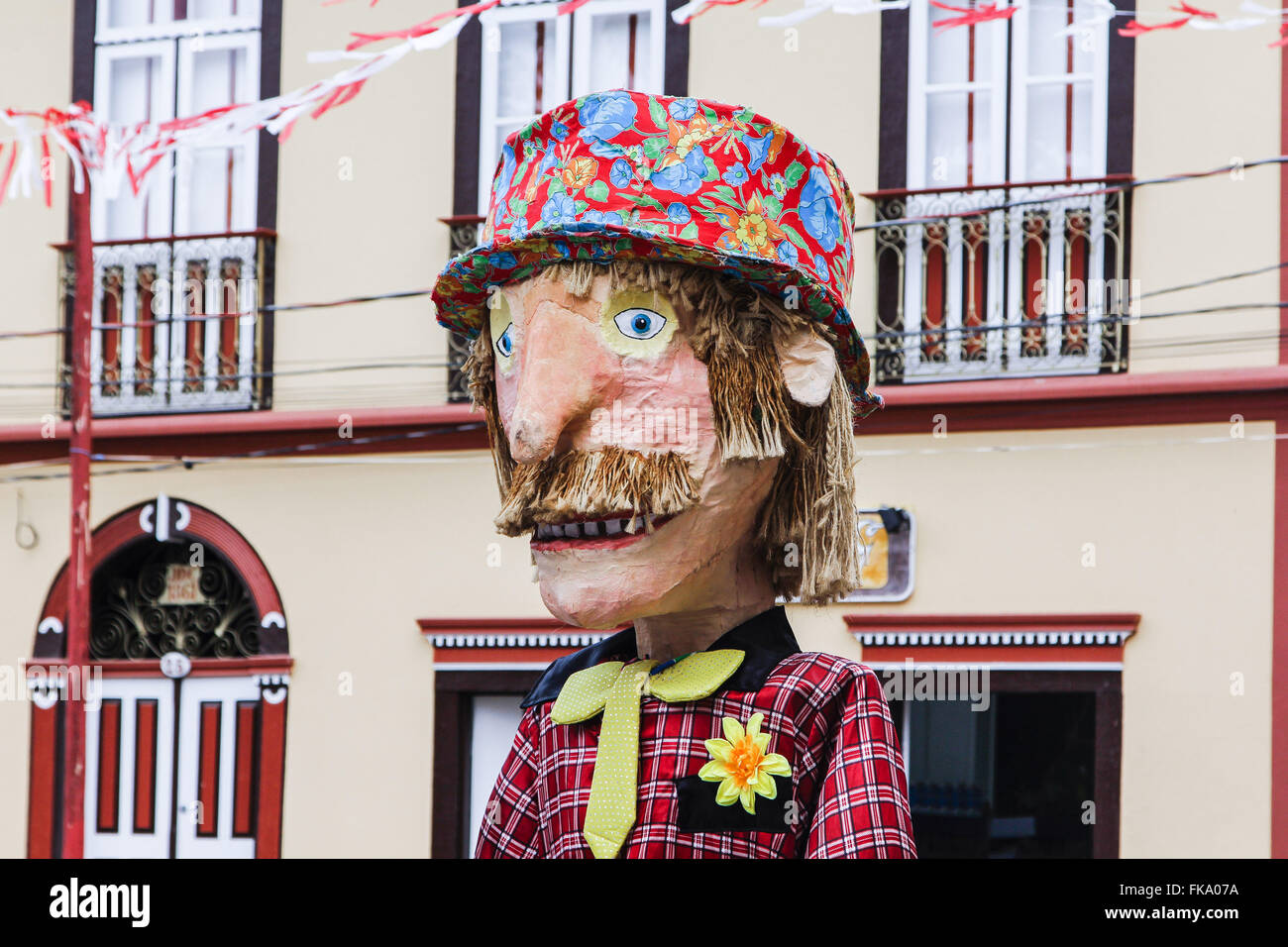 Dettagli bonecao Joao Paulino in parata della Festa do Divino Espírito Santo Foto Stock