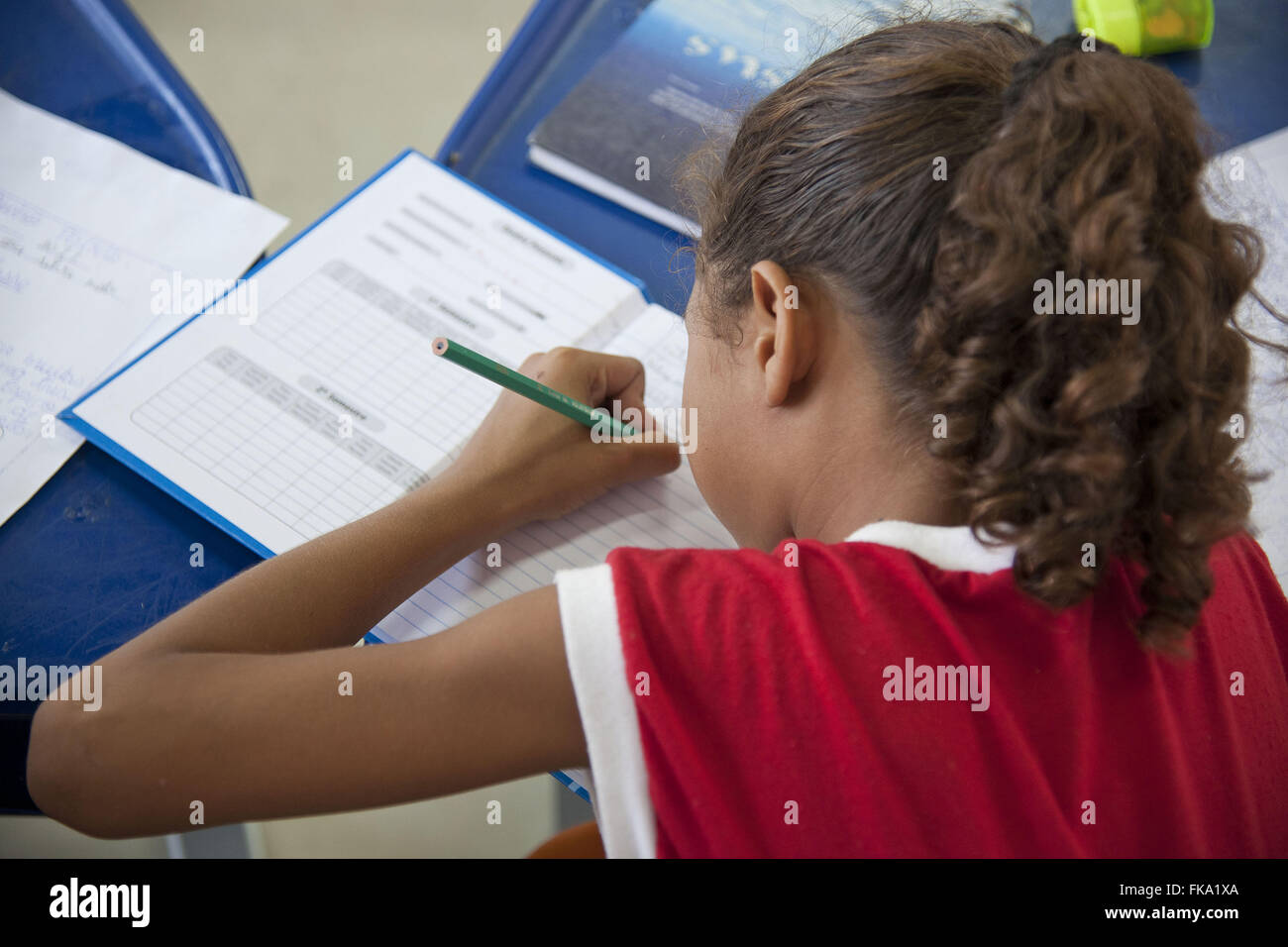 Comunale scuola elementare in Vila rurale Uri produttiva Foto Stock