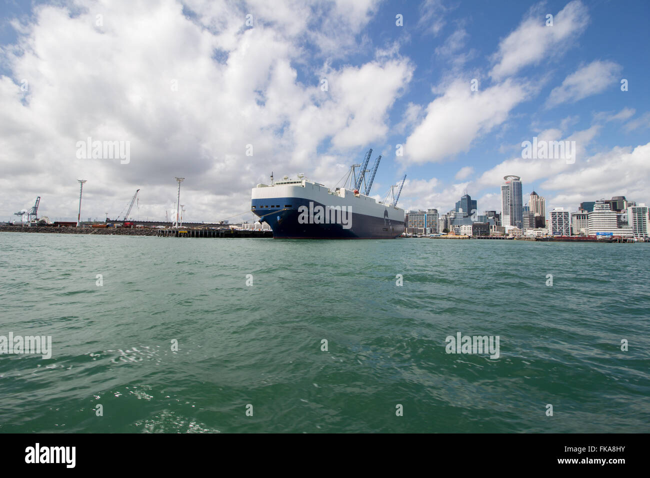 Auto vettore Trans futuro 7 al porto di Auckland Foto Stock