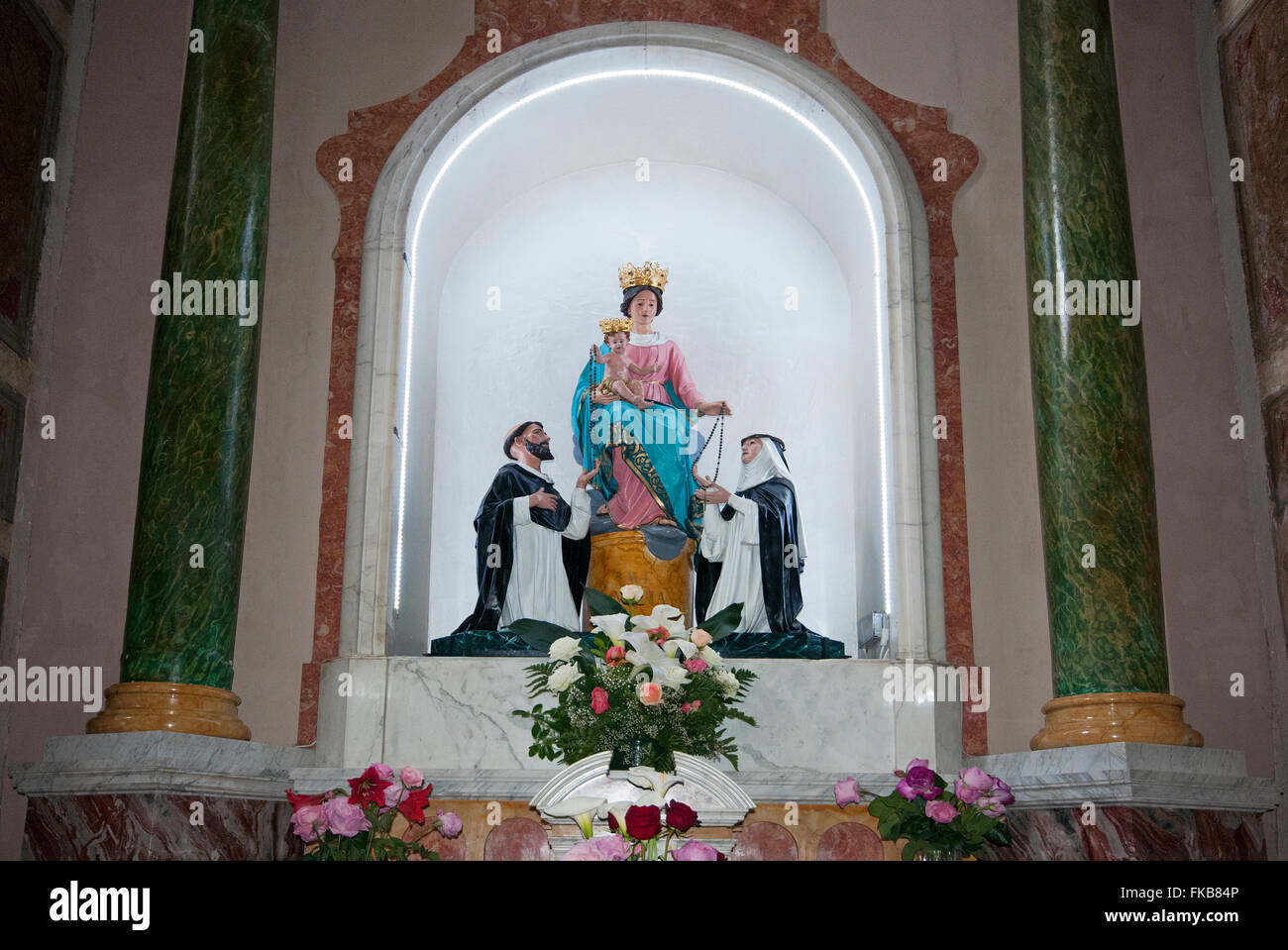 Madonna di pompei immagini e fotografie stock ad alta risoluzione - Alamy