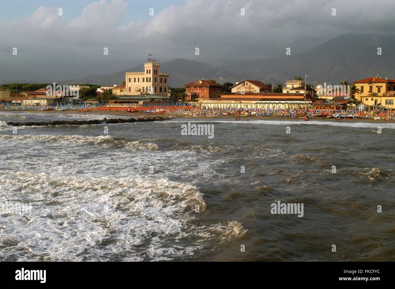 Talia, la località di villeggiatura Marina di Massa, sulla costa di Toscana Foto Stock