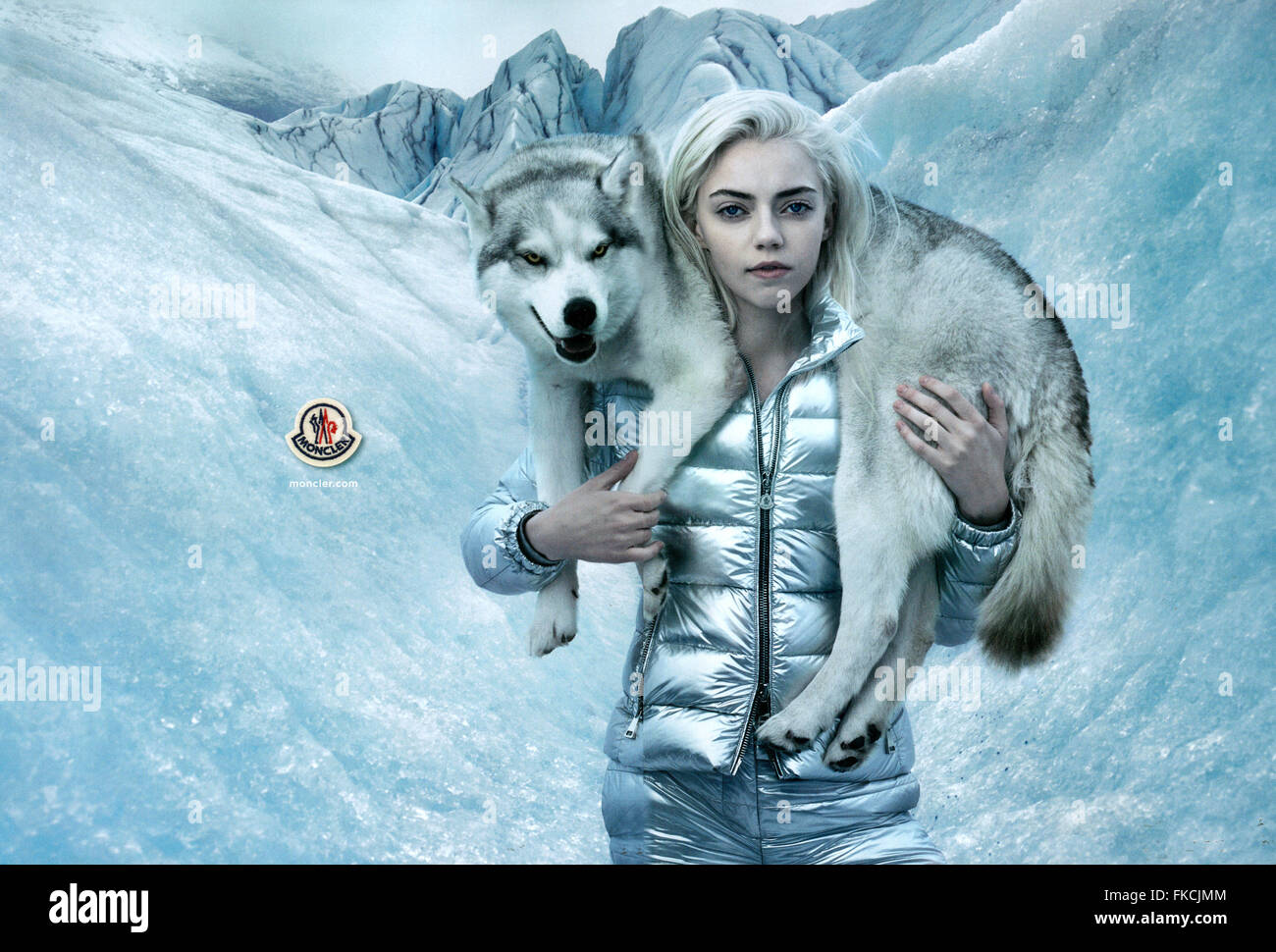 2010S UK Moncler Magazine annuncio pubblicitario Foto Stock