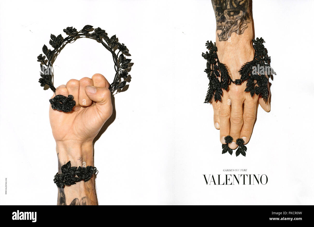 2010S UK Valentino Magazine annuncio pubblicitario Foto Stock