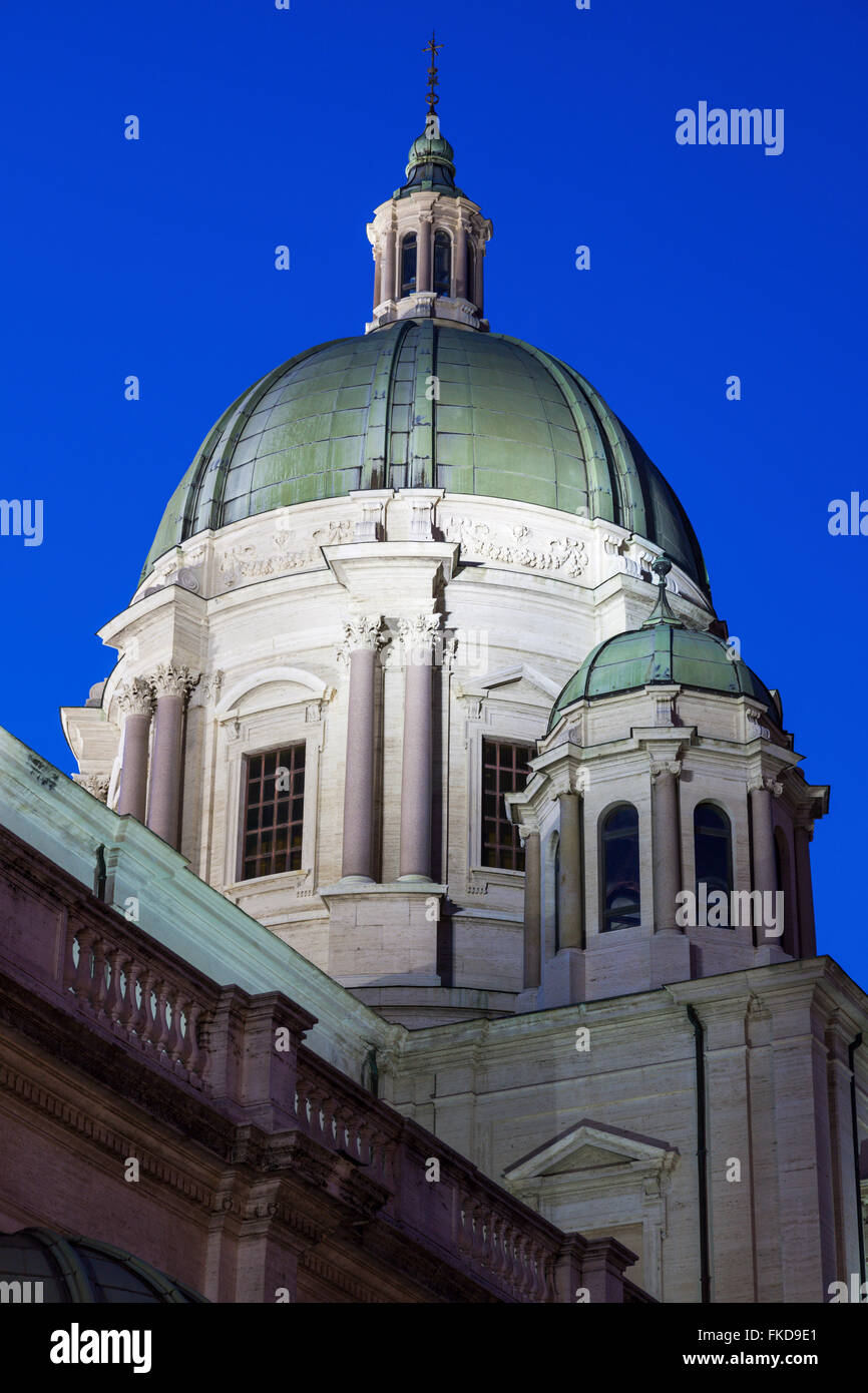 Cupola del Pontificio Santuario della Beata Vergine del Rosario Foto Stock