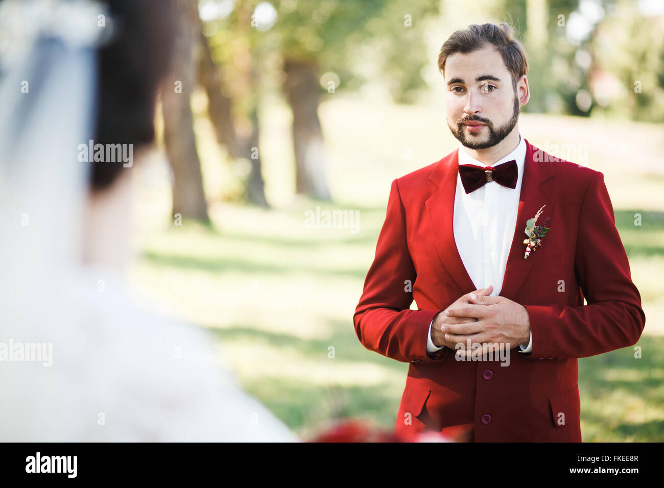 Lo sposo sposa al primo sguardo Foto Stock