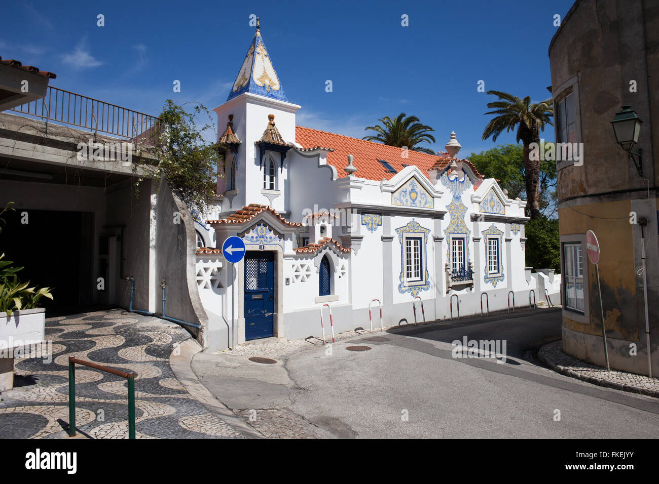 Portoghese tradizionale apartment house mansion a Cascais, Portogallo Foto Stock