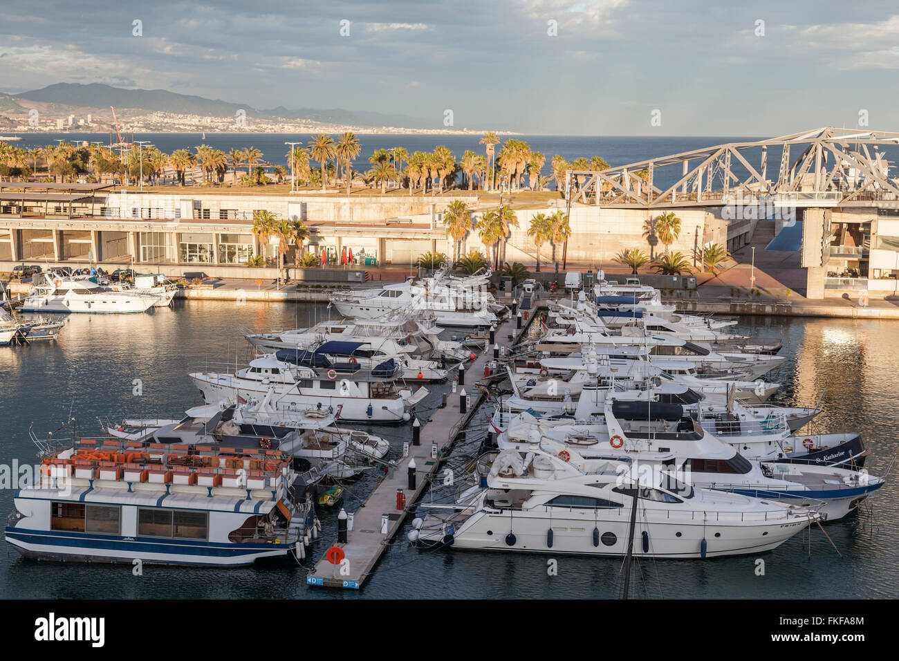 Port marina Sant Adria Besos Forum di Barcellona. Foto Stock
