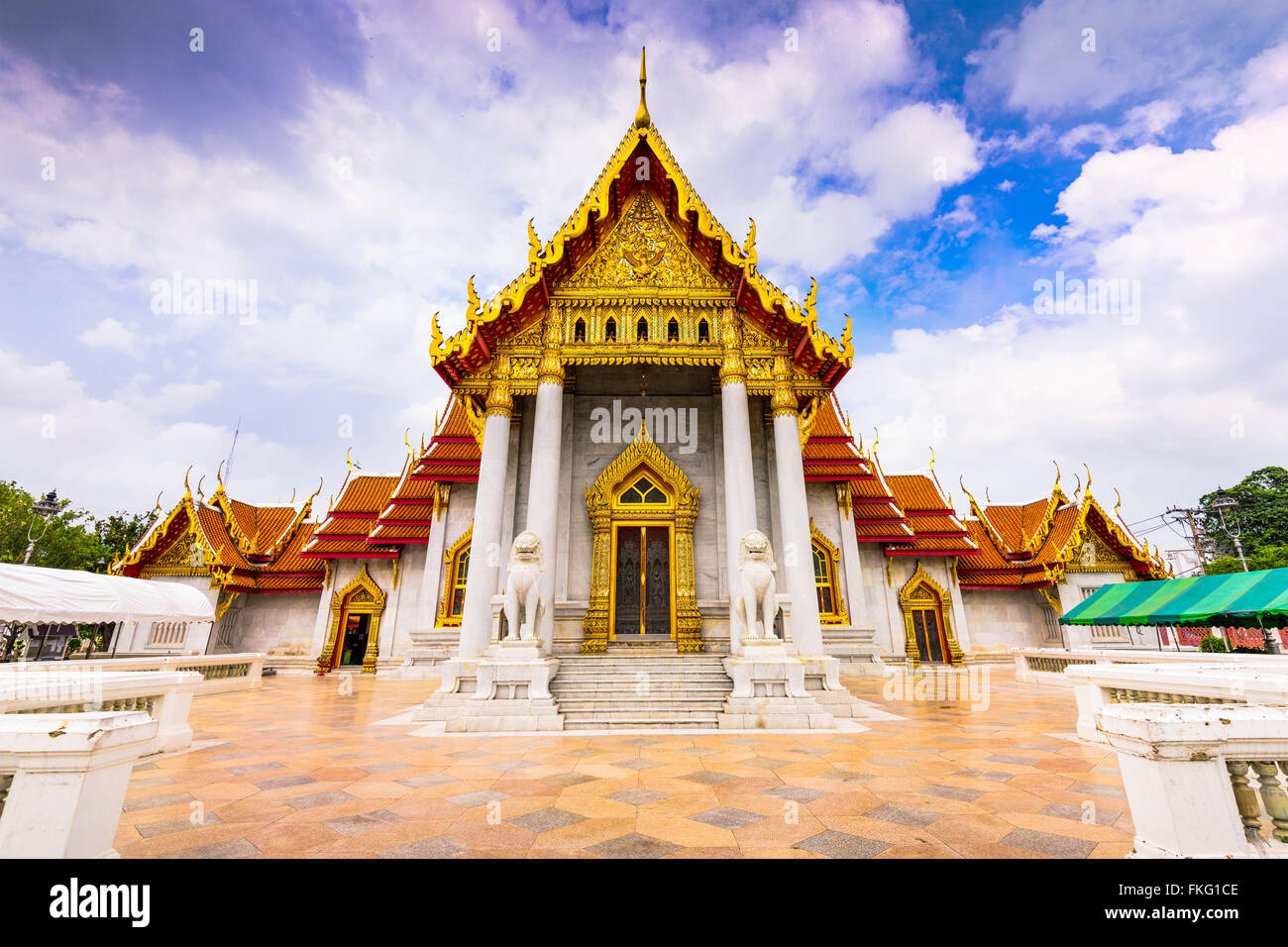 Bangkok, Thailandia presso il tempio in marmo. Foto Stock
