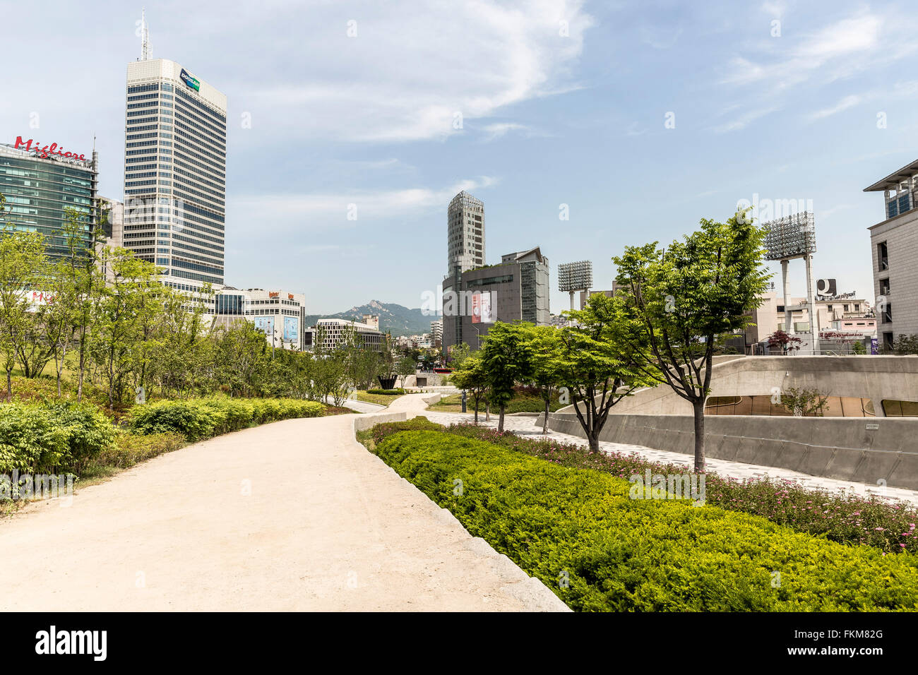 Storia di Dongdaemun & Cultura Park, design di Dongdaemun Plaza, Seoul, Corea del Sud. Foto Stock