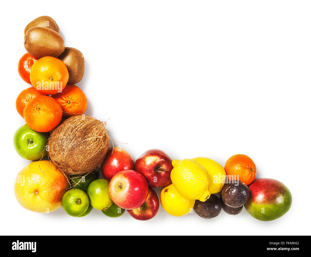 Telaio di frutta isolato su sfondo bianco. Una sana alimentazione e dieta concetto. Assortimento d'inverno. Elemento di design Foto Stock