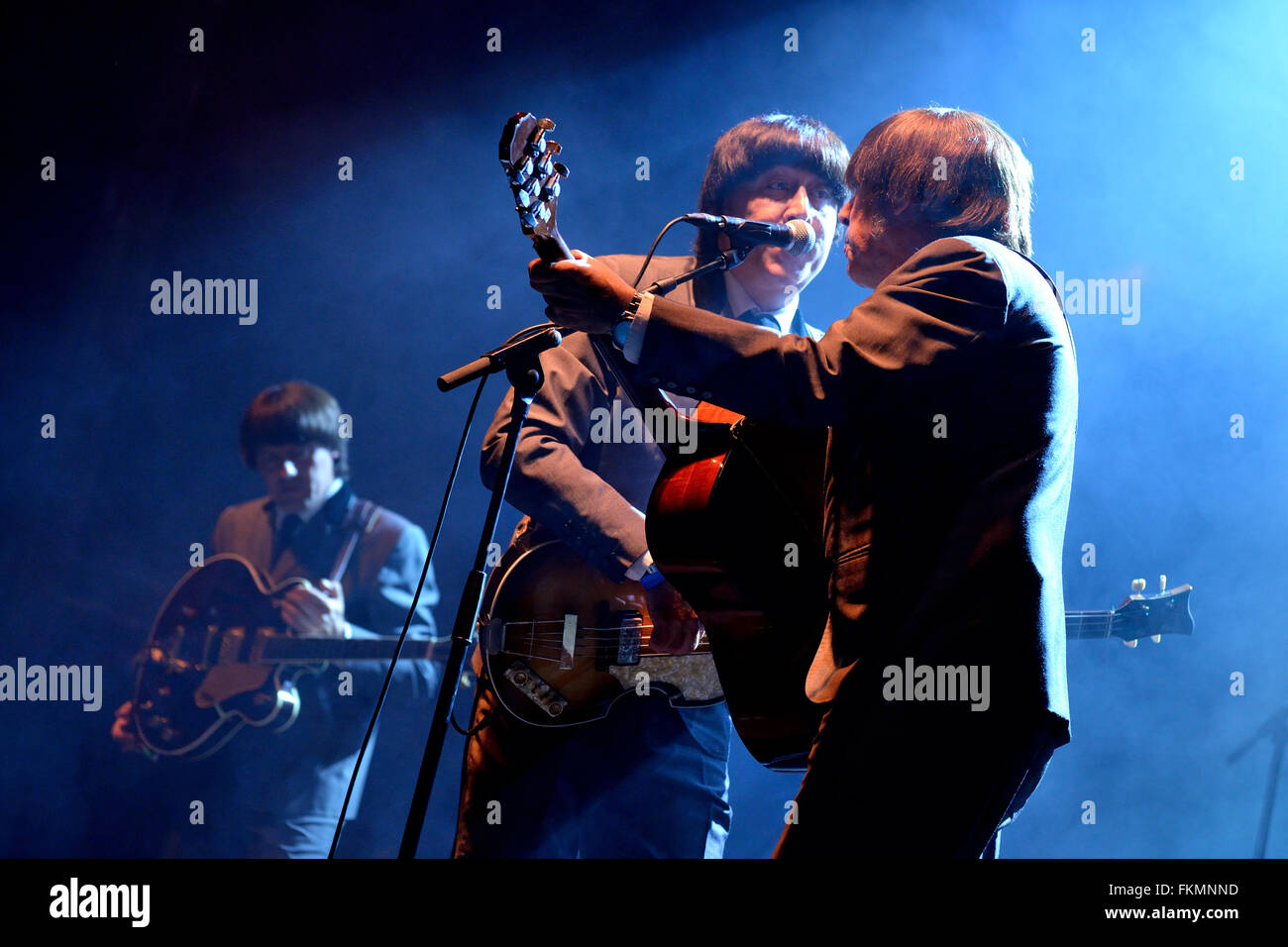 Barcellona - Lug 24: Abbey Road (banda tributo ai Beatles) esegue al Golden Revival Festival. Foto Stock