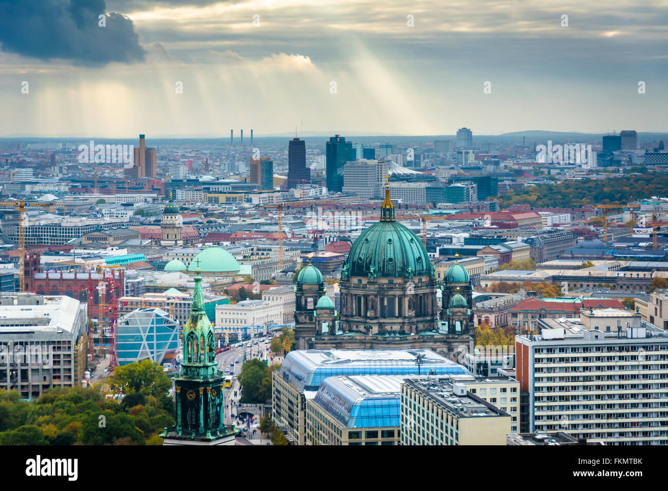 Vista degli edifici nel quartiere Mitte di Berlino, Germania. Foto Stock