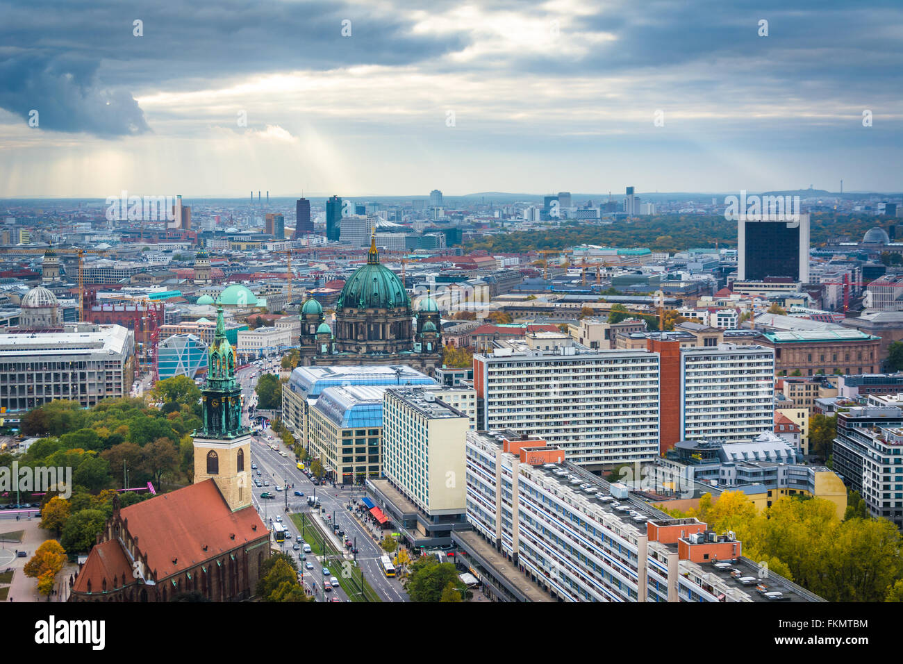 Vista degli edifici nel quartiere Mitte di Berlino, Germania. Foto Stock