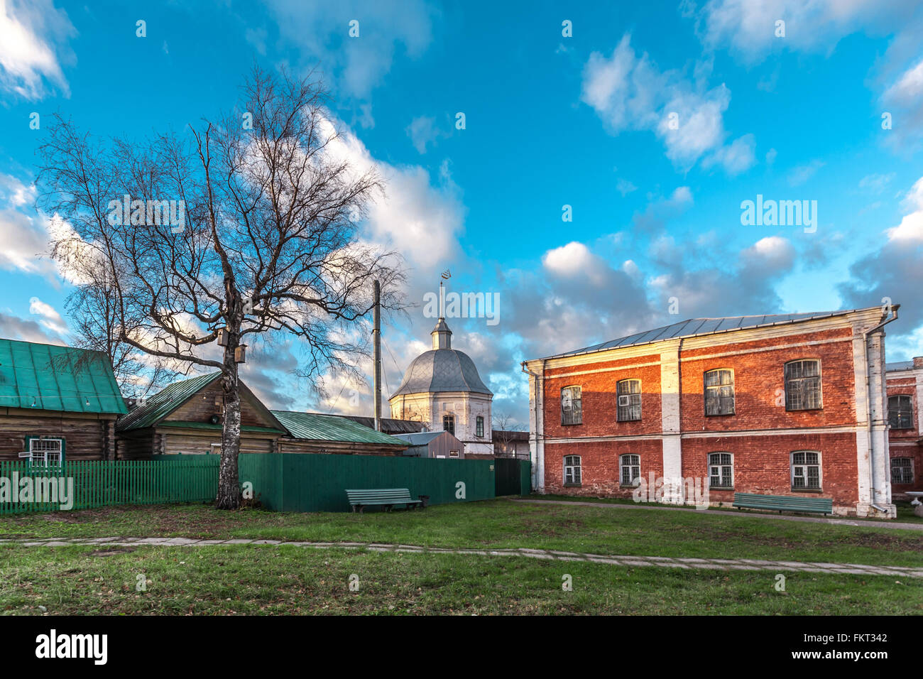 Pereslavl-Zalessky, Russia - 03 Novembre 2015: Goritsky monastero della Dormizione, essa era fondata nella prima metà del XIV centu Foto Stock