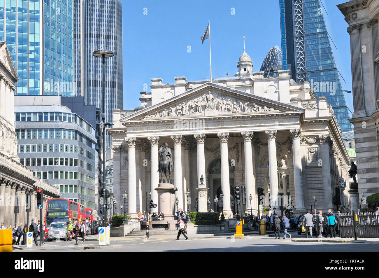 Il Royal Exchange, Threadneedle Street, City of London, Regno Unito Foto Stock