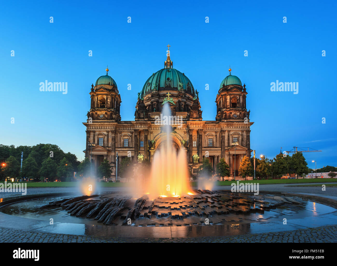 Cattedrale di Berlino di notte, Berlino, Germania Foto Stock