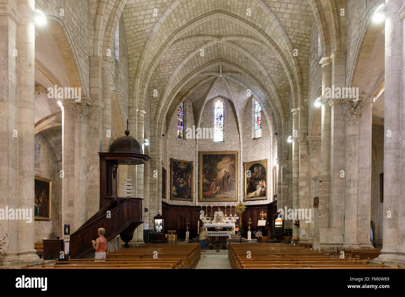 Francia, Gard, Saint Gilles, XII e il XIII secolo abbazia, elencato come patrimonio mondiale dall UNESCO sotto la strada di St Jacques de Compostela in Francia, provenzale stile romanico Foto Stock