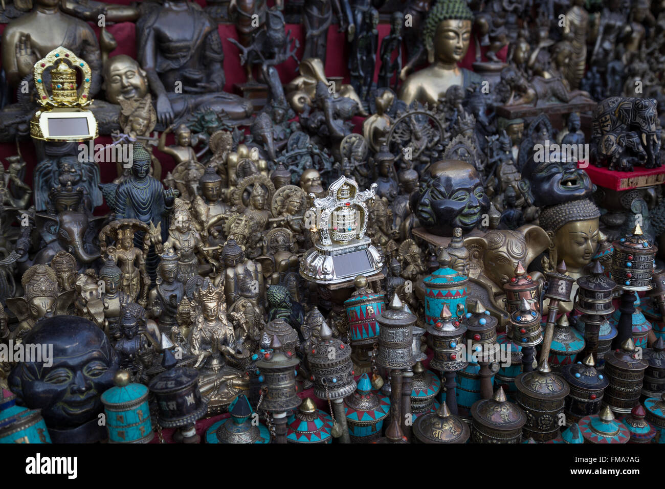 Fotografia di un negozio di souvenir a Kathmandu in Nepal Foto Stock