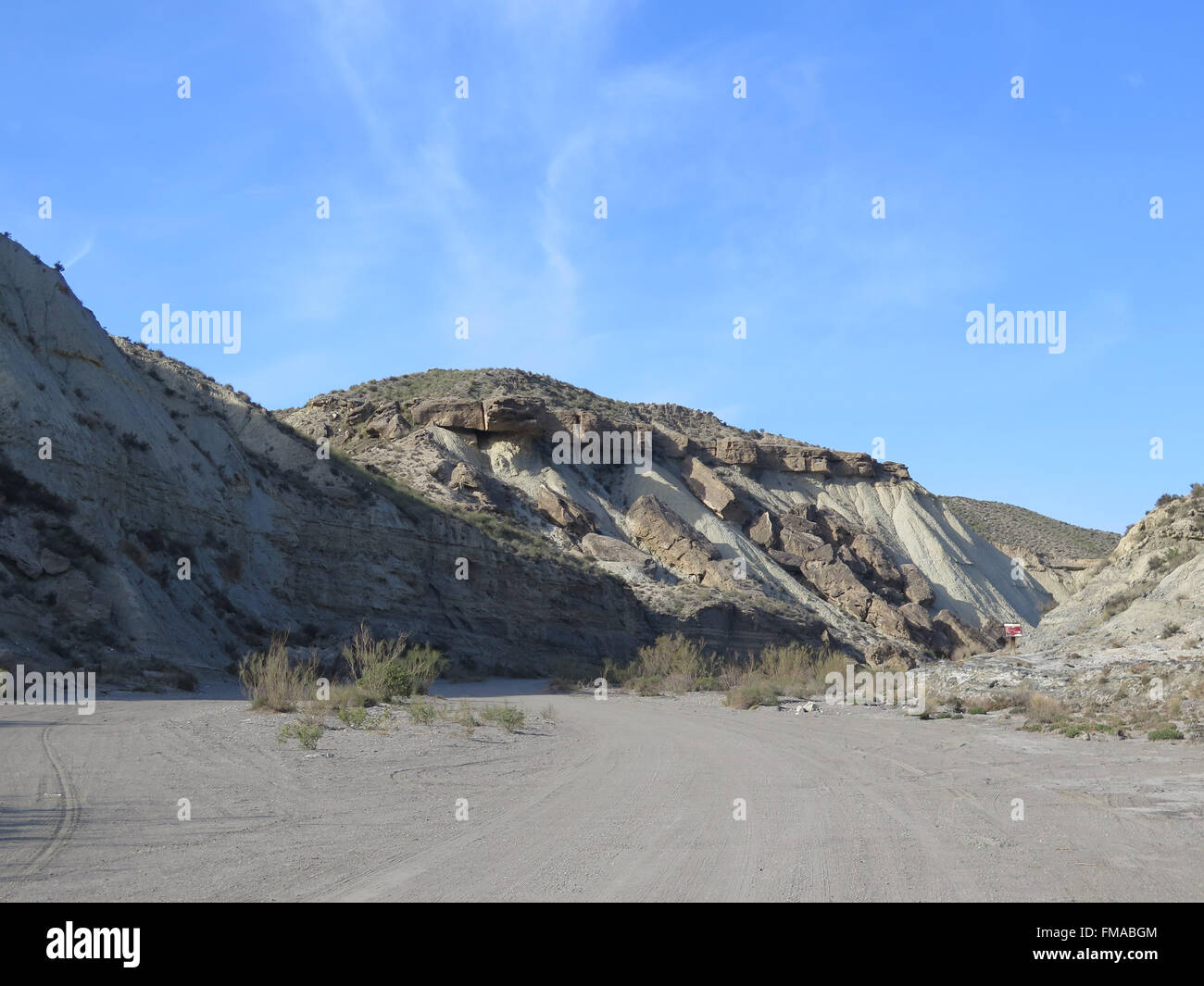 Rocce nel deserto di Tabernas nella provincia di Almeria Andalusia Spagna Foto Stock