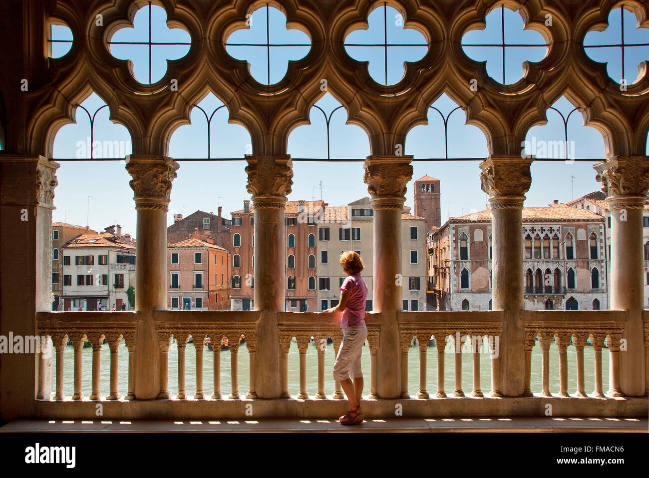 L'Italia, Veneto, Venezia, il palazzo gotico del Ca D'Oro Foto Stock