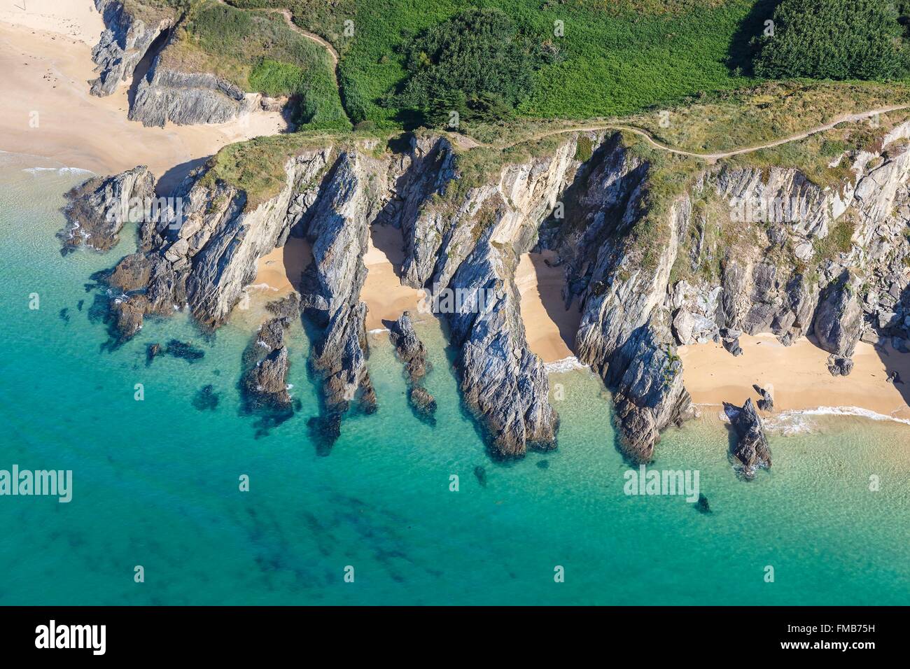 Francia, Morbihan, Belle Ile, Locmaria, Porta Andro rocce (vista aerea) Foto Stock