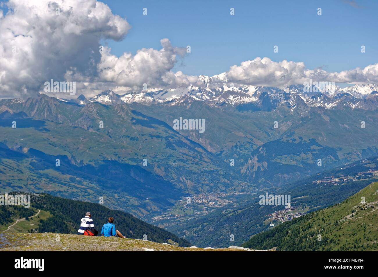Francia, Savoie, Vanoise, La Plagne, affacciato con Mont Blanc da la Roche de Mio (2700m) Foto Stock