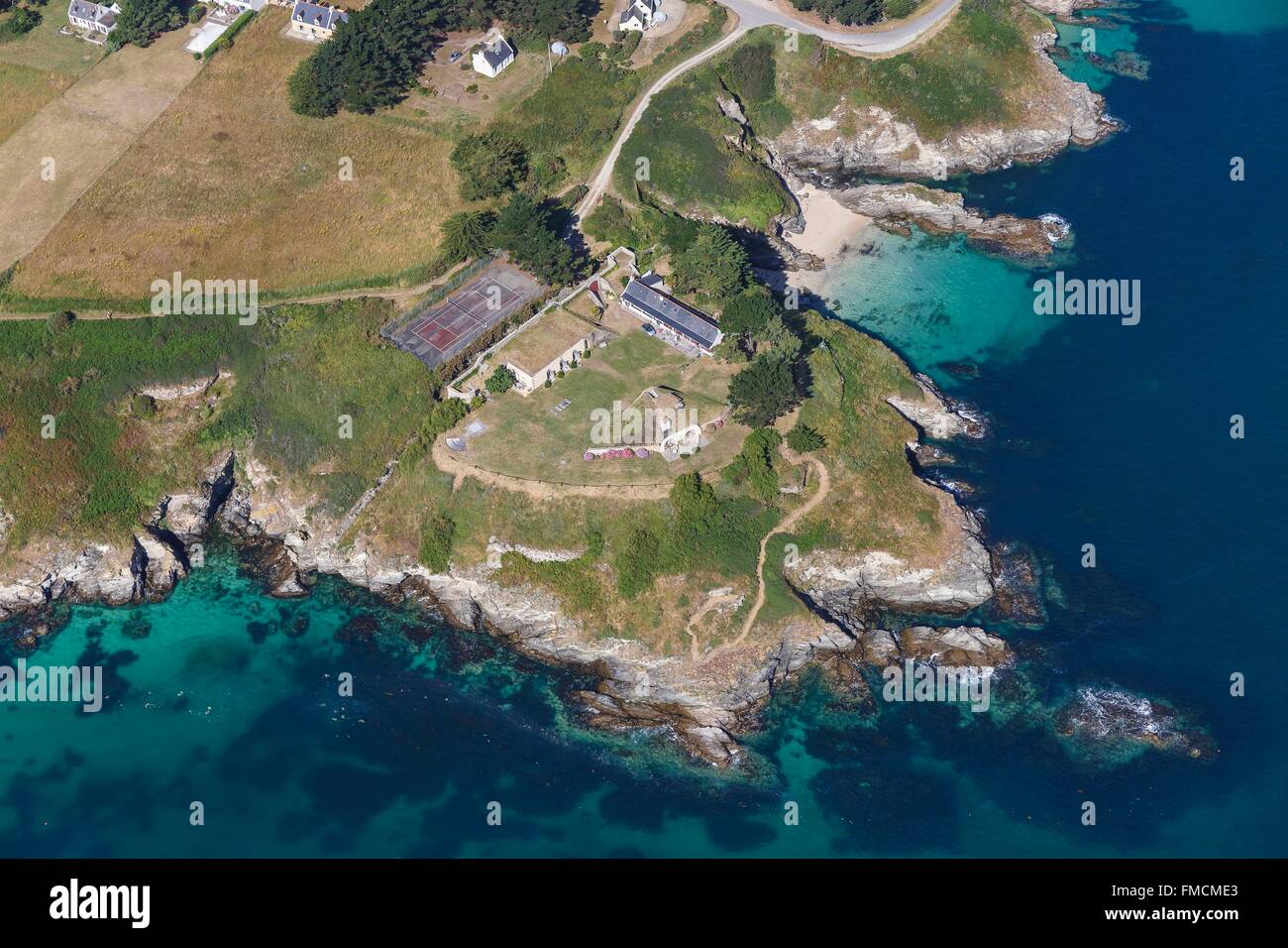 Francia, Morbihan, Belle Ile, Le Palais, pointe de Ramonette e il fort (vista aerea) Foto Stock
