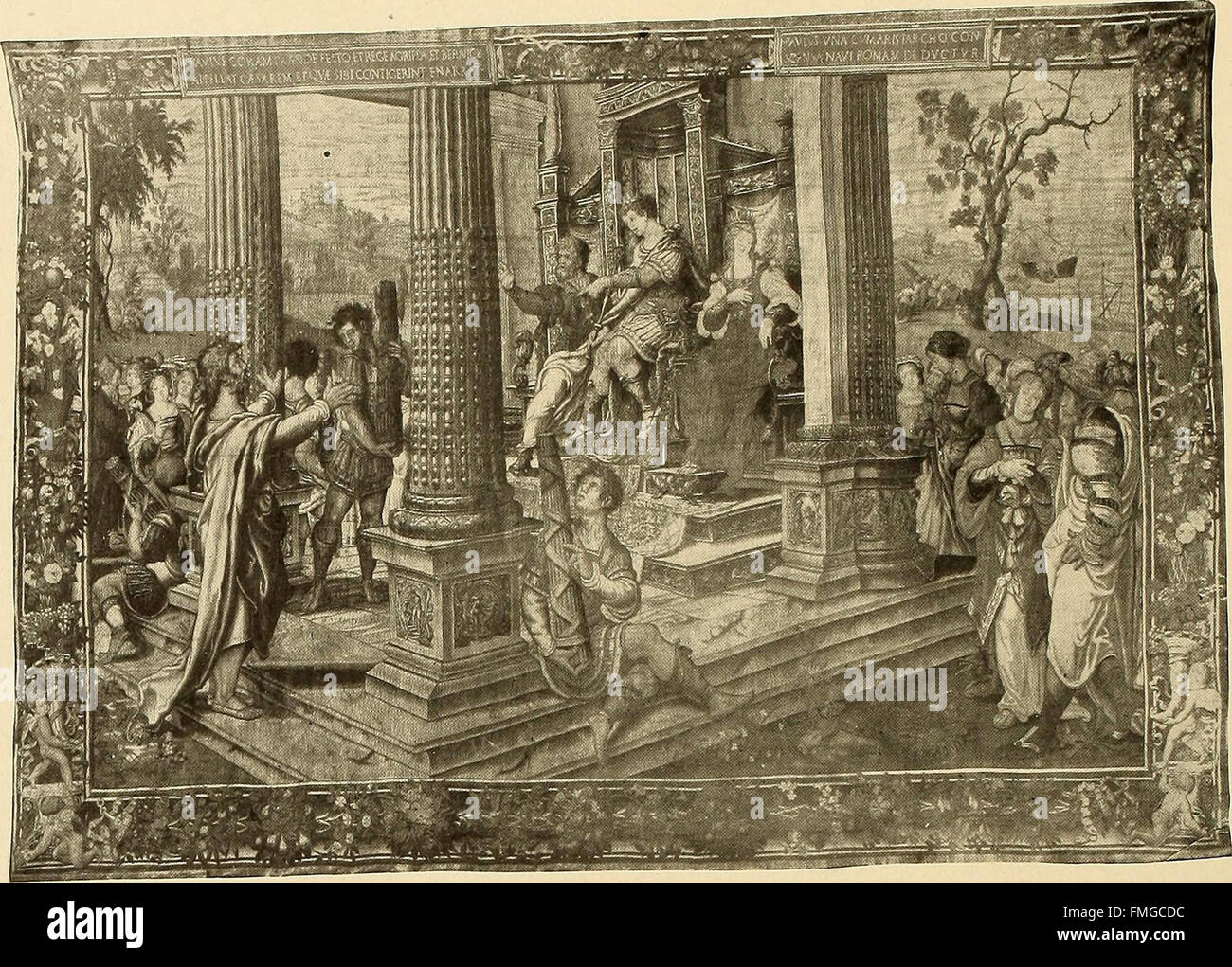 Questo libro illustrato sui tessuti decorativi copre vari tessuti come damaschi, broccati, velluti, arazzi, lacci, e ricami. Esplora i loro usi per mobili, rivestimenti murali e pavimenti, concentrandosi sul design e sulla storia tessile. Foto Stock